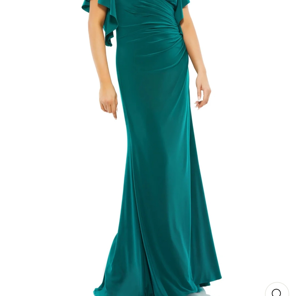Mac Duggal 49505 Emerald Gown Size 16W - Small flaw New with Tags